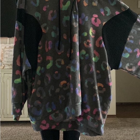 White Birch Athletic Pullover hoodie - Picture 6 of 6